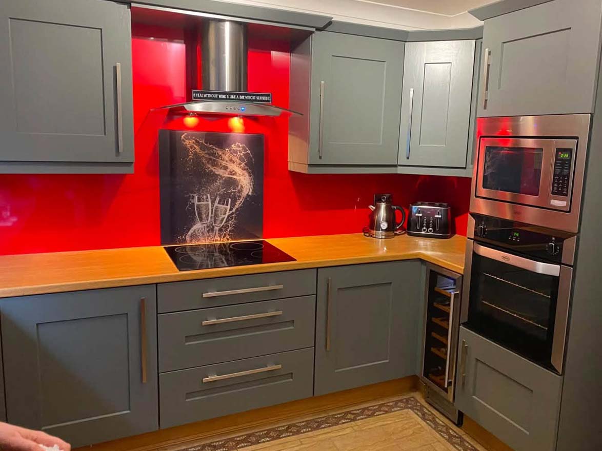 Red and grey kitchen after spray